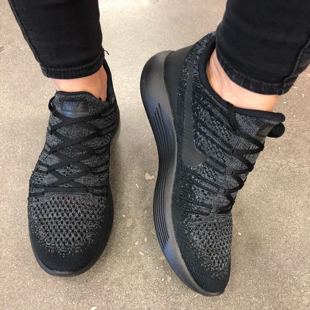 🌚Nike Lunarepic 🌚New in a box 🌚Price firm!!! - Picture 3 of 7